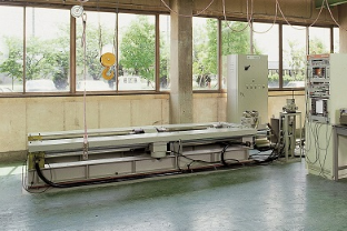 Vibration test machine (Fatigue and durability test)